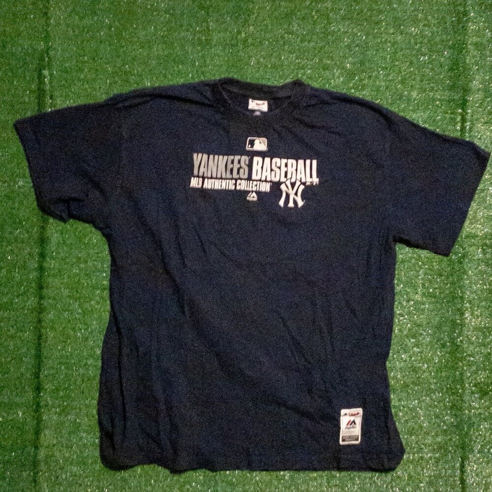 MAJESTIC AUTHENTIC NEW YORK YANKEES NAVY BLUE MENS CASUAL T SHIRT SIZE XXXXL - Picture 8 of 8